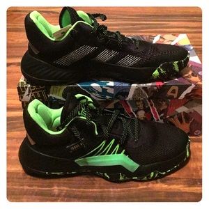 Adidas DON Issue 1 Size 13 basketball shoe